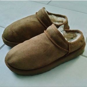 Size 8 Uggs